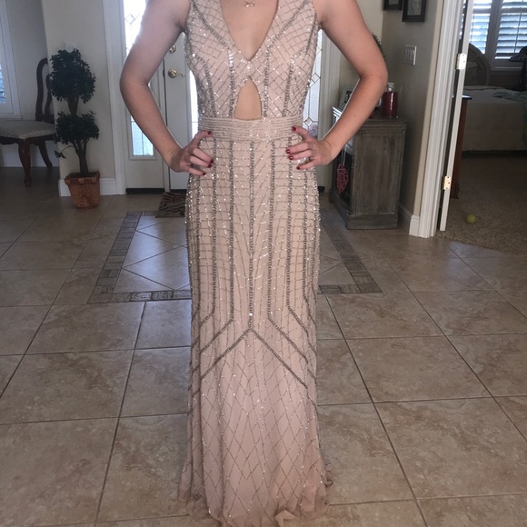 Prom Dress - Picture 2 of 4